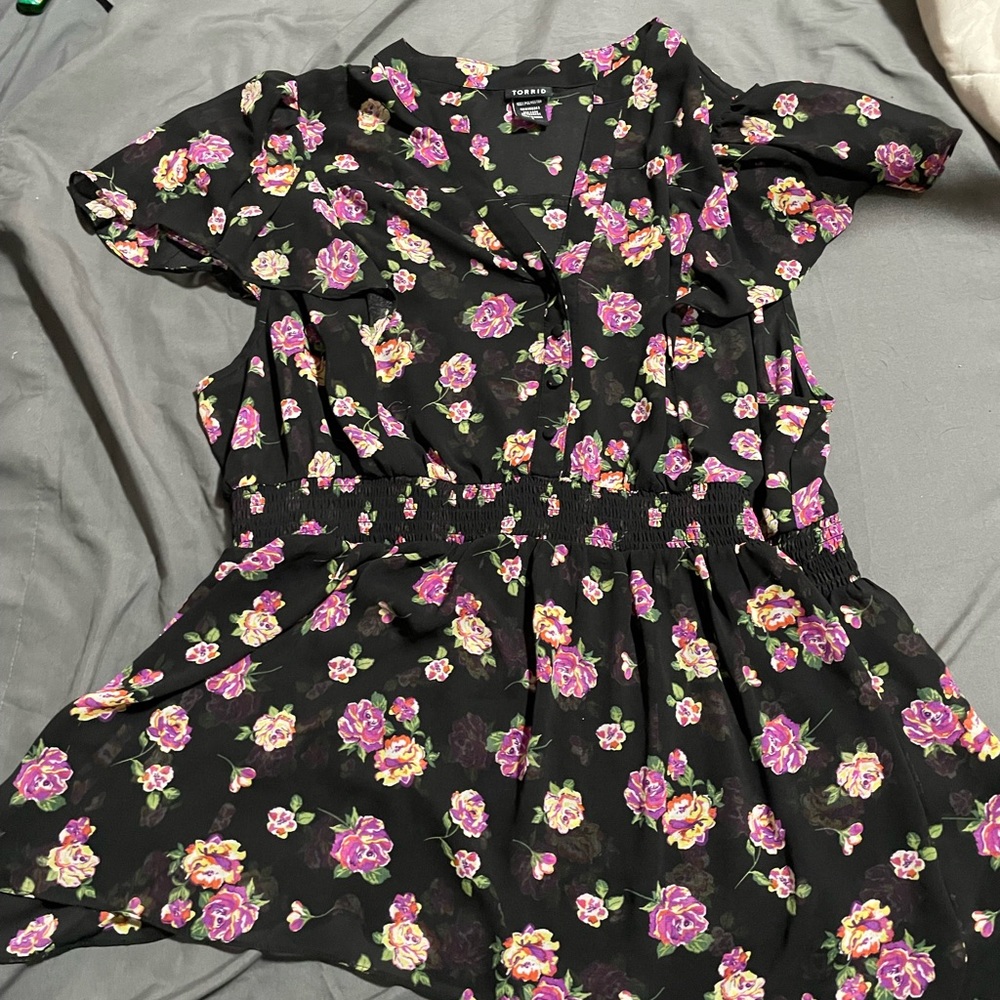 Torrid sheer babydoll style blouse